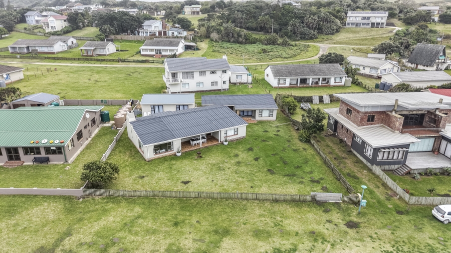 3 Bedroom Property for Sale in Marshstrand Eastern Cape